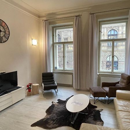 Historic Centre Apartments VI プラハ エクステリア 写真